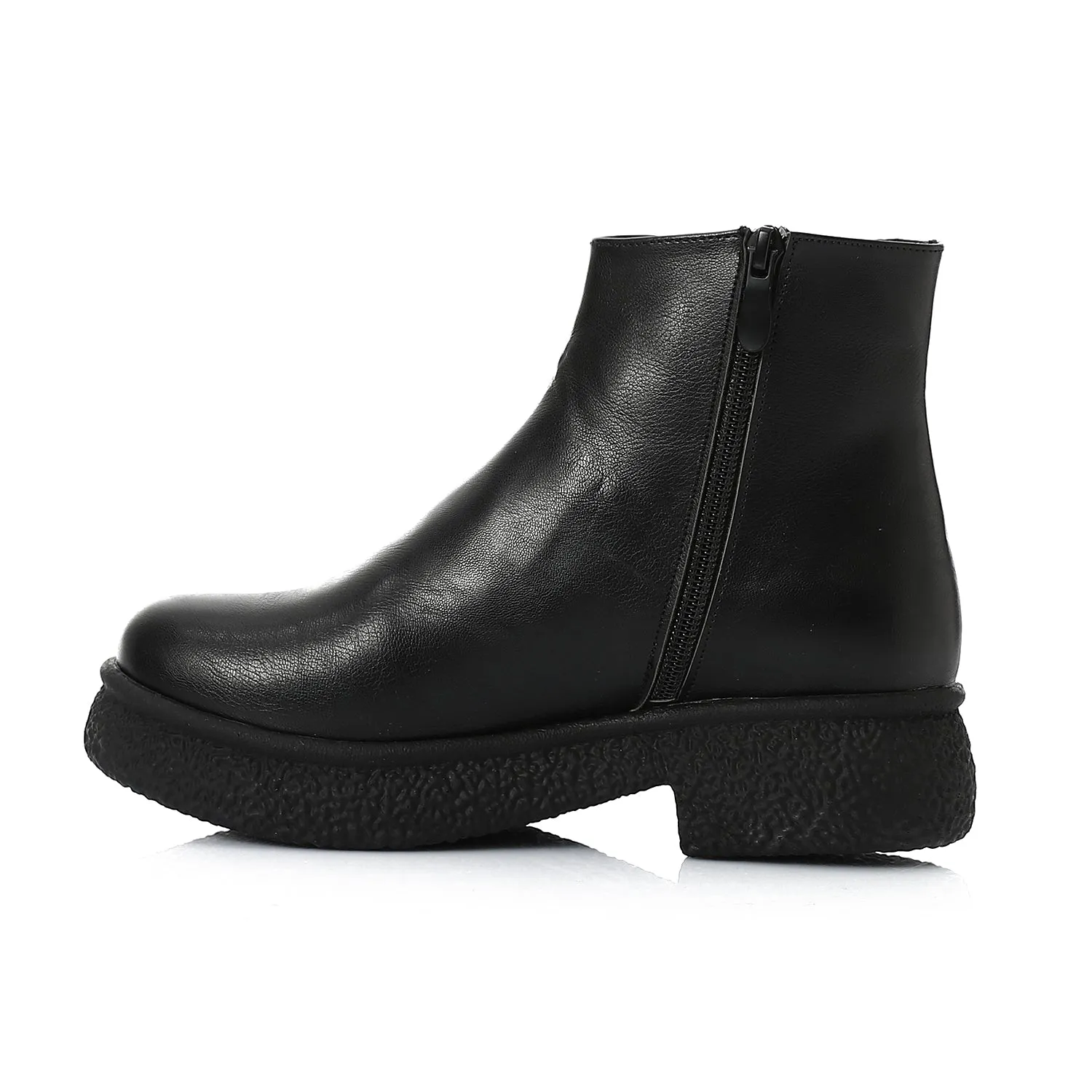 Adjust chunky Chelsea boots in black