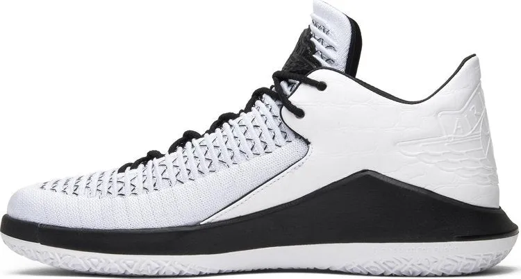 Air Jordan 32 Low Wing It sneakers, white