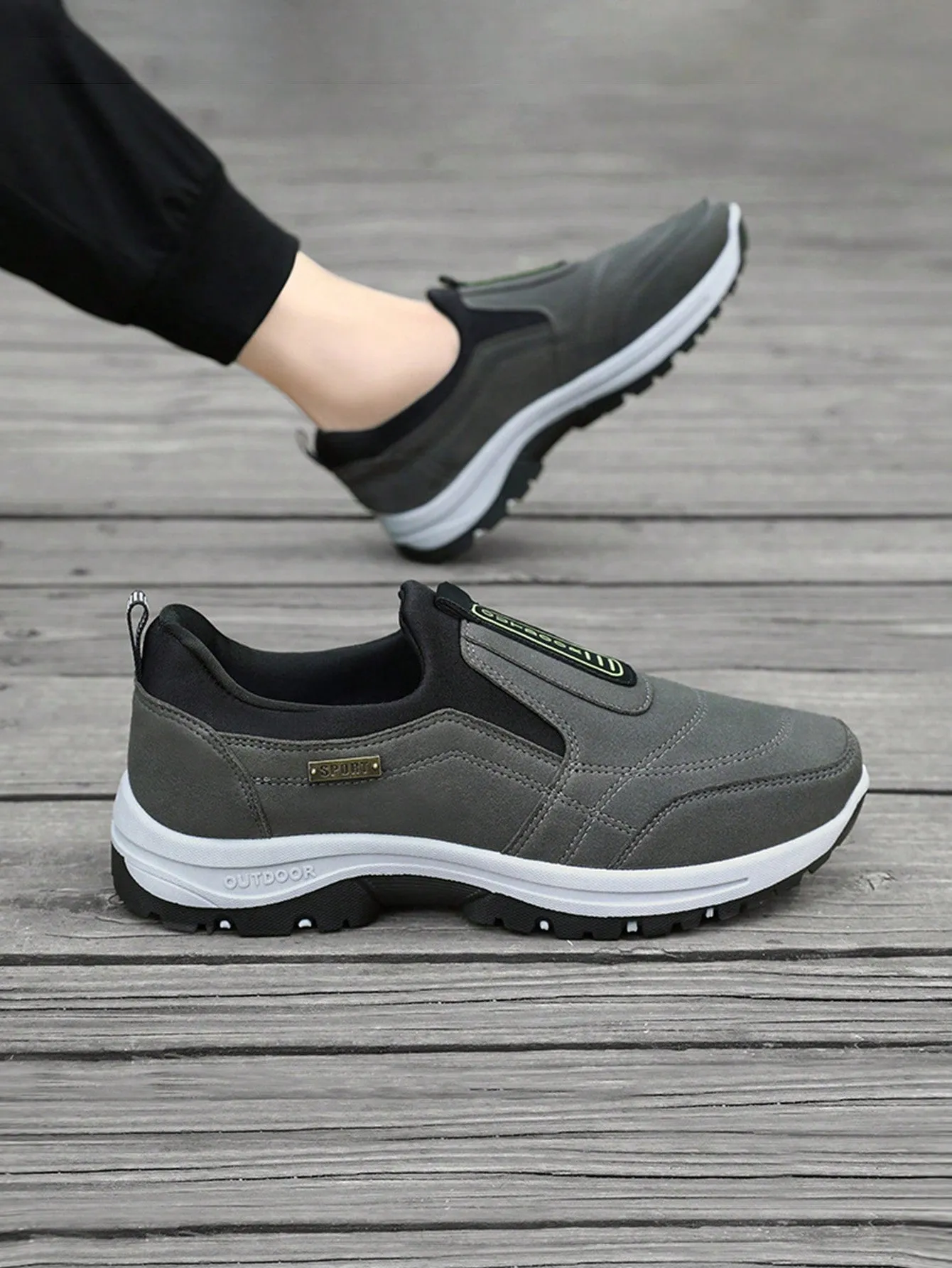 Anti-Slip, Wear-Resistant Outdoor Soft-Sole Comfortable Lightweight Slip-On Casual Men Shoes