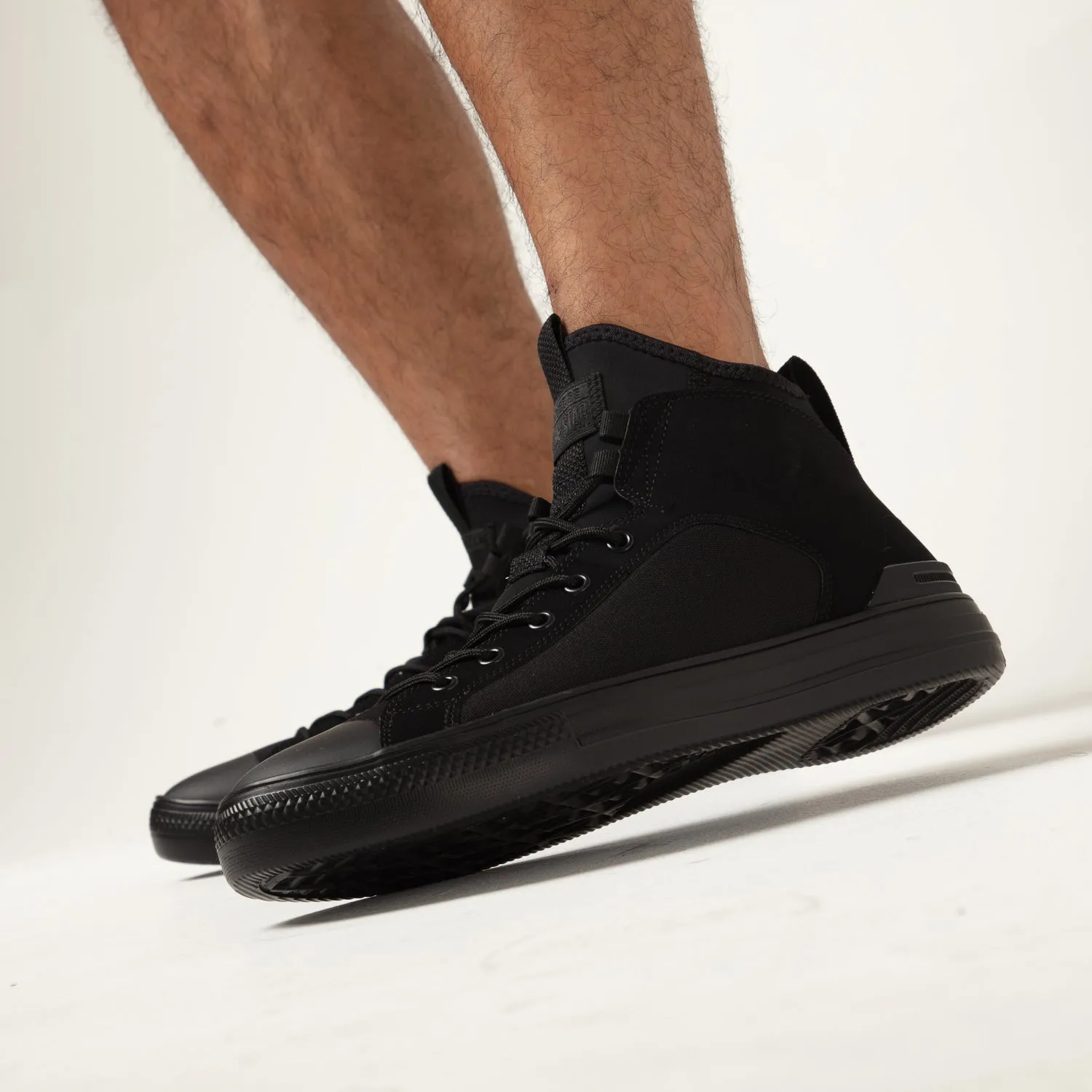 Converse Chuck Taylor Ultra Mid Black/Black