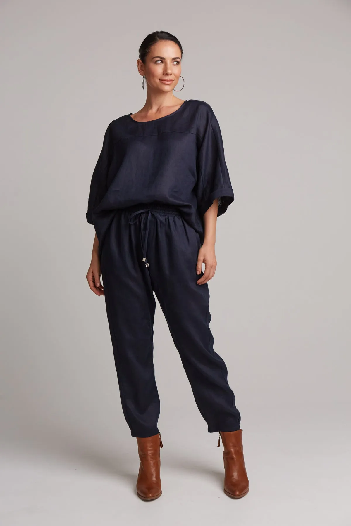 eb&ive - Studio Relaxed Pant - Navy