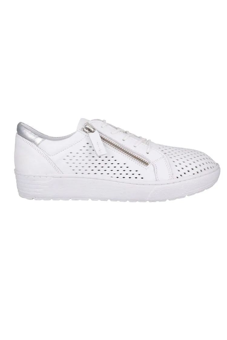 EG702 Sneakers in White