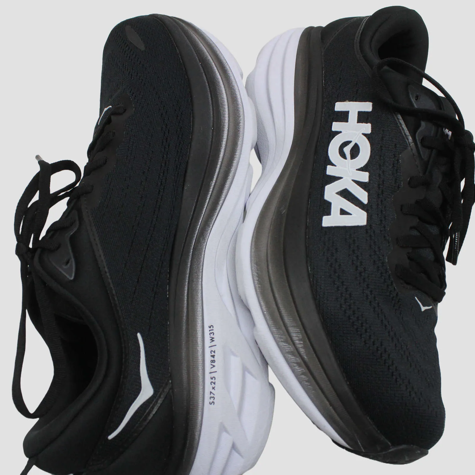 Hoka Men's Trainers Bondi 8 Lace-Up Low-Top Running Sneakers Textile - UK 9.5