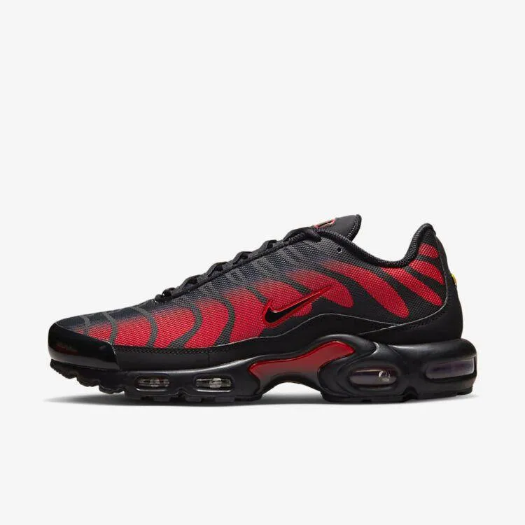 Nike Men's Air Max Plus Bred Reflective Shoes - Black / Red