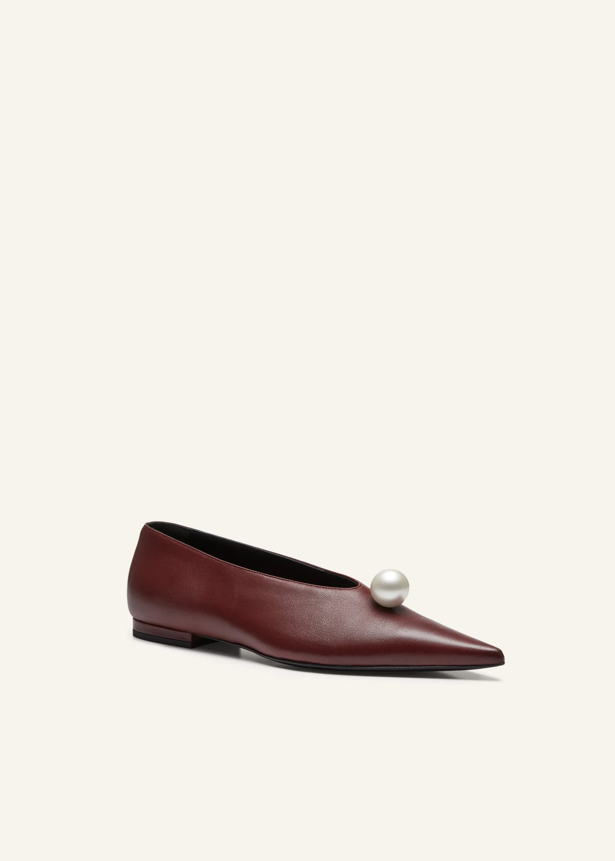 Pointed pearl ballet flats in burgundy leather