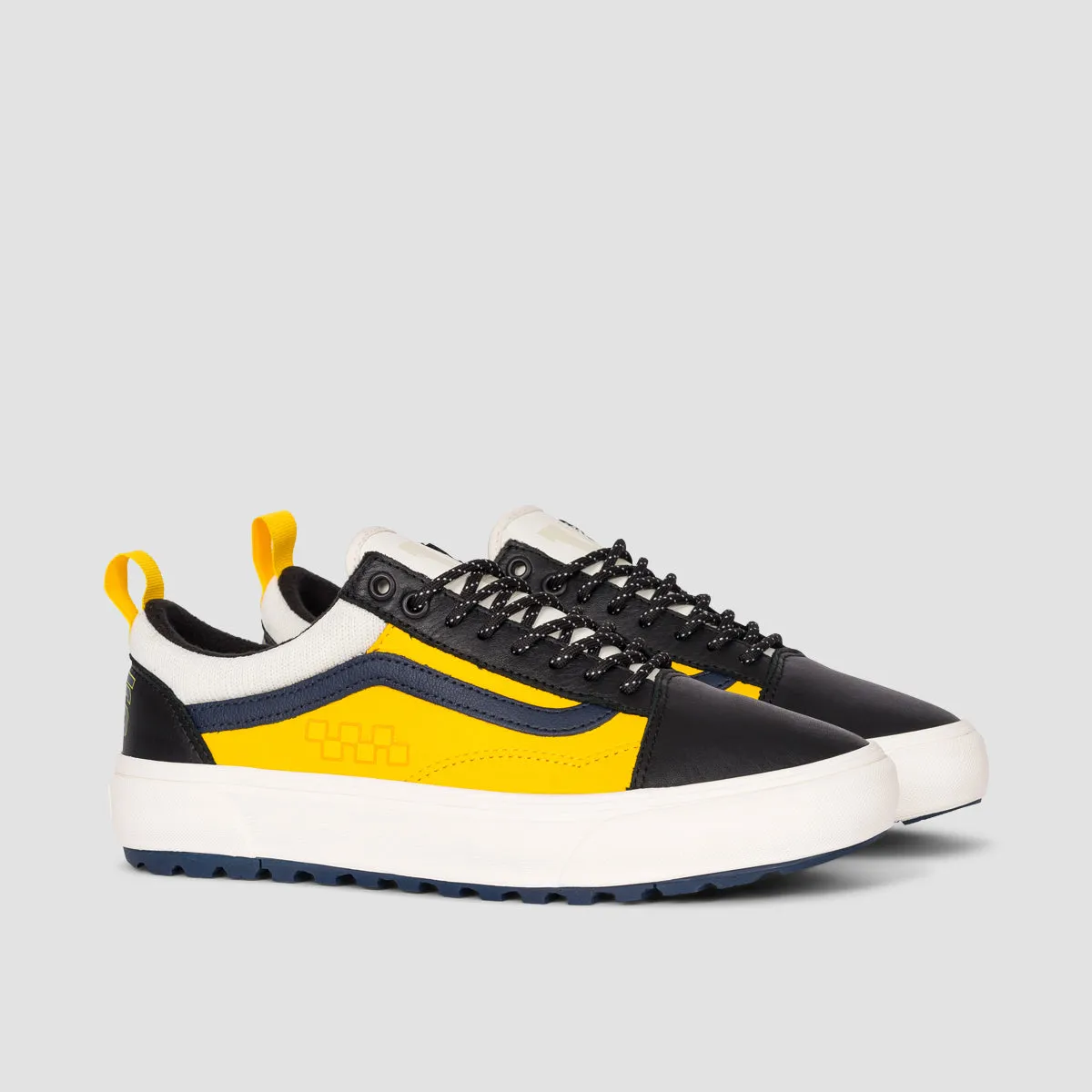 Vans Old Skool MTE-1 Shoes - Varsity Black/Spectra Yellow