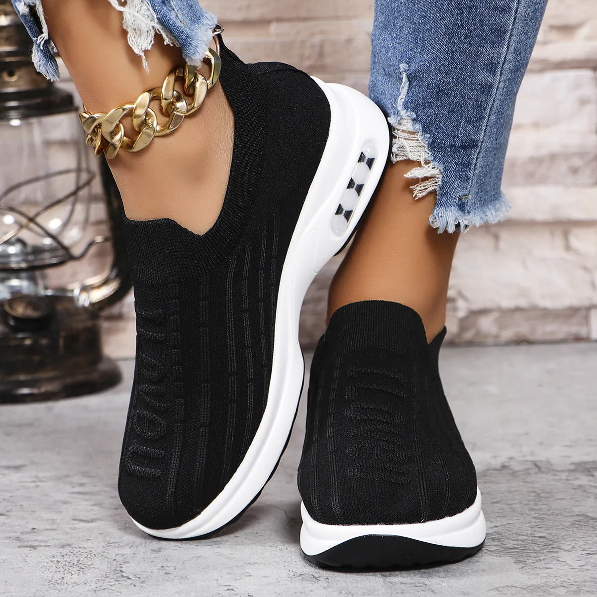 Women's Round Toe Knit Slip On Sneakers